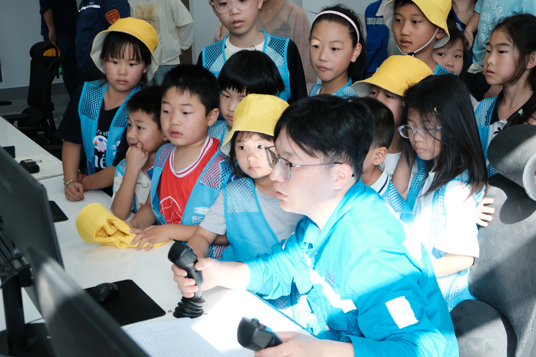 DSCF1225.jpg